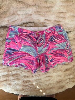 Lilly Pulitzer Pink Multi-Color Patterned scalloped edge Women's Shorts